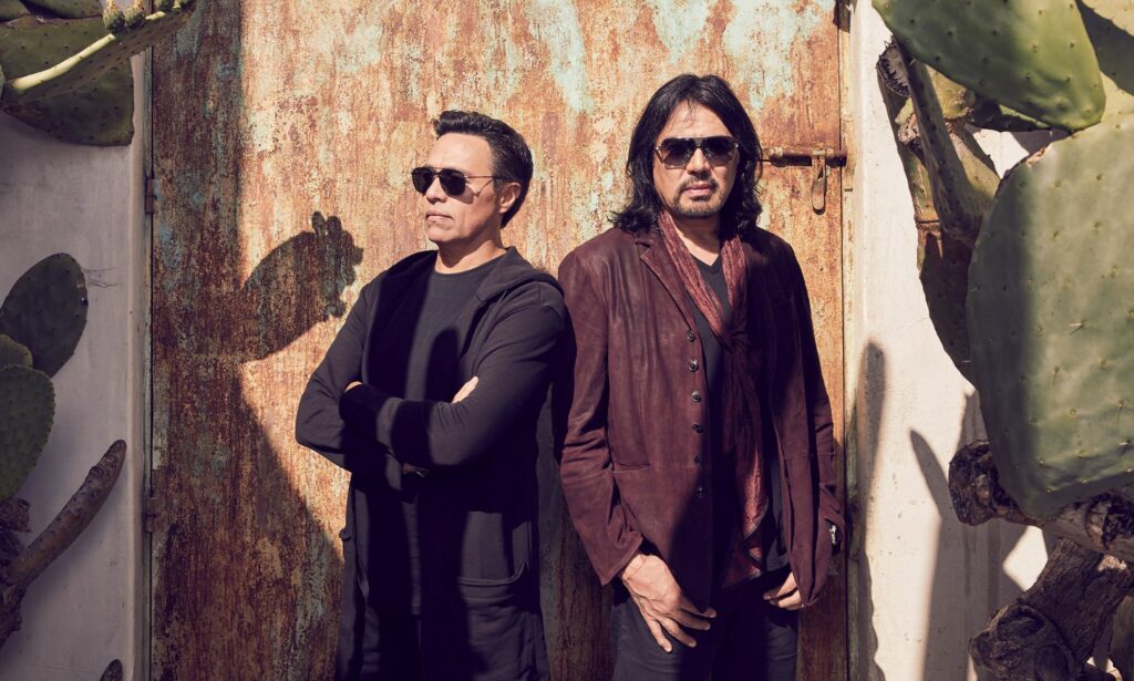 Los Temerarios brothers Adolfo & Gusavo